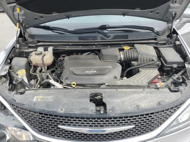 Photo 12 from auction – 2018 CHRYSLER PACIFICA T with VIN 2C4RC1BG0JR174849