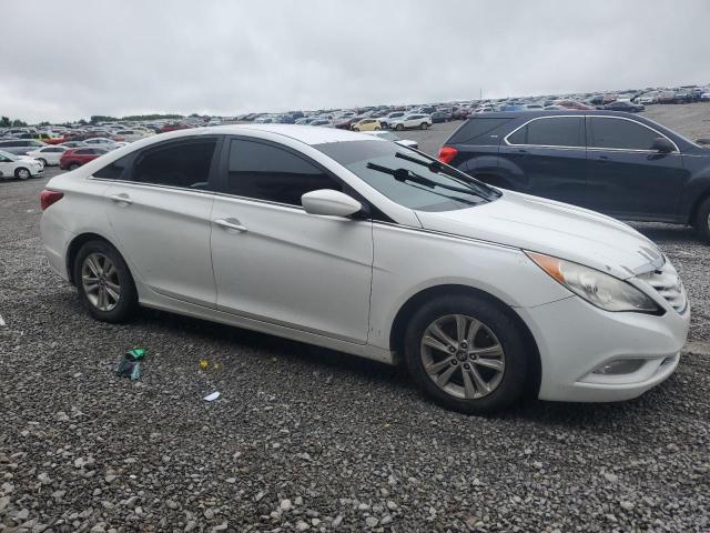 Photo 4 from auction – 2013 HYUNDAI SONATA GLS with VIN 5NPEB4AC9DH697032
