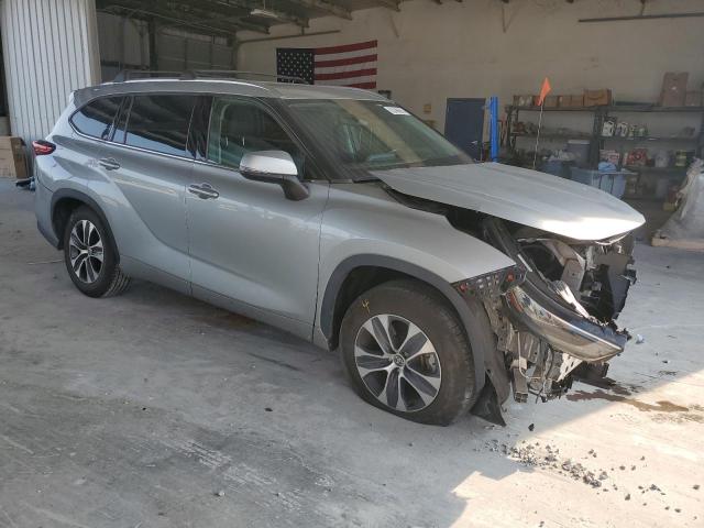 Photo 4 from auction – 2020 TOYOTA HIGHLANDER with VIN 5TDGZRAH5LS013664