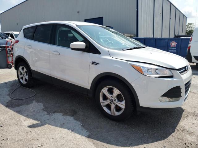 Photo 4 from auction – 2016 FORD ESCAPE SE with VIN 1FMCU9GXXGUC38817