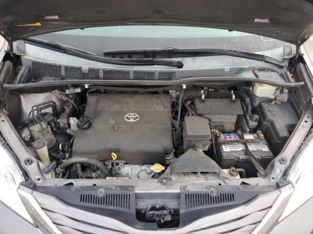 Photo 11 from auction – 2015 TOYOTA SIENNA LE with VIN 5TDKK3DC9FS537660