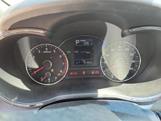 Photo 9 from auction – 2017 KIA FORTE LX with VIN 3KPFK4A79HE049398
