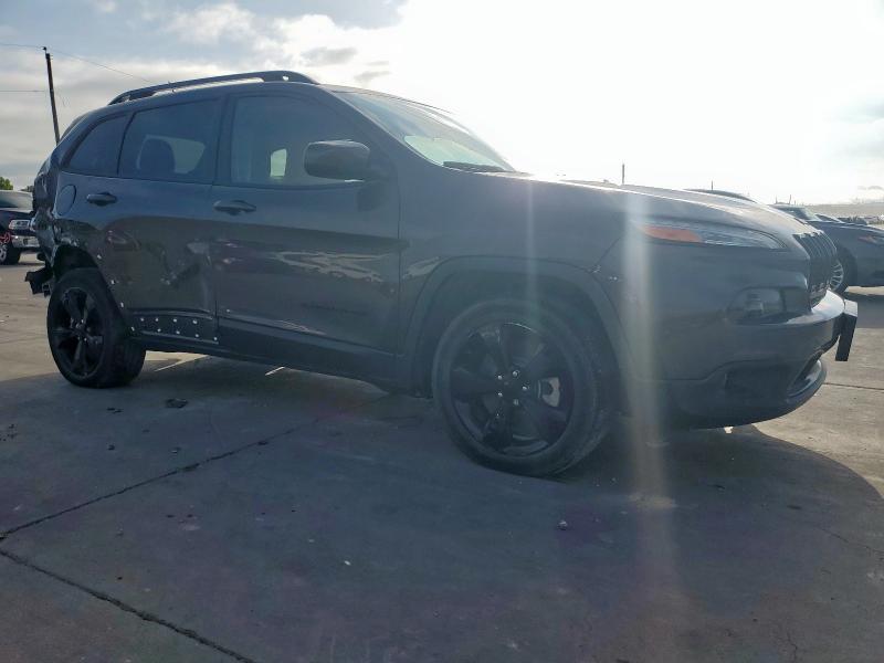 Photo 4 from auction – 2018 JEEP CHEROKEE L with VIN 1C4PJLCB2JD620255