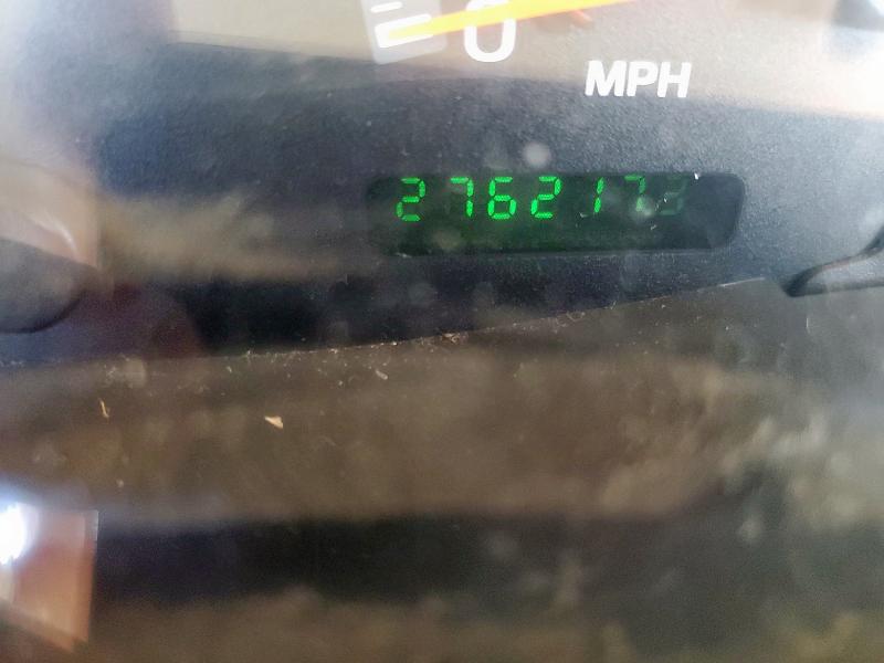 Photo 9 from auction – 2002 FORD EXPEDITION with VIN 1FMRU17L32LA56240