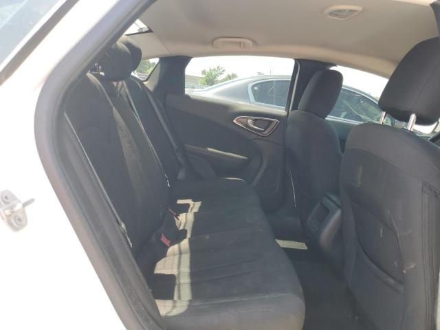 Photo 10 from auction – 2016 CHRYSLER 200 LIMITE with VIN 1C3CCCABXGN159955