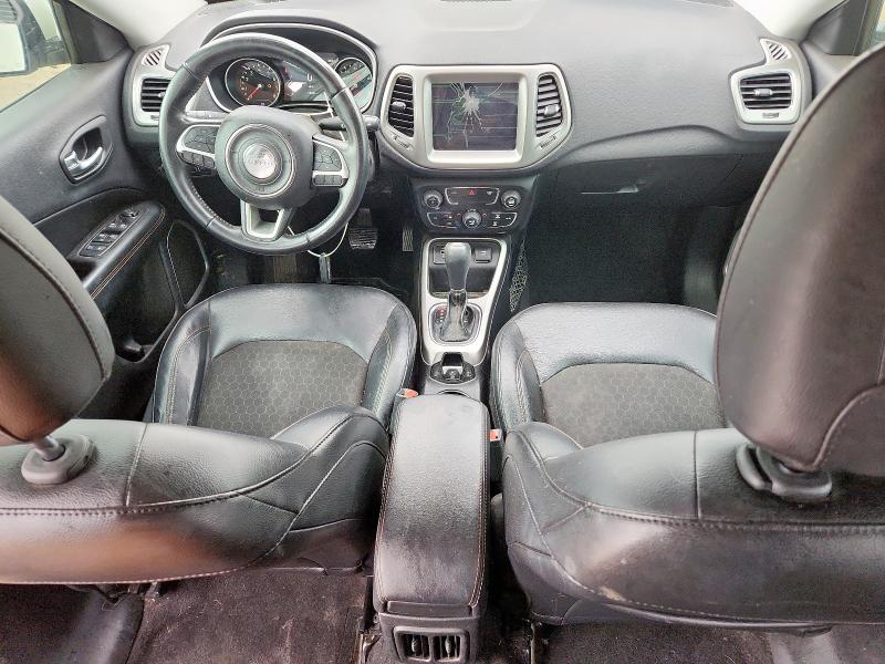 Photo 8 from auction – 2018 JEEP COMPASS LA with VIN 3C4NJCBB9JT108608