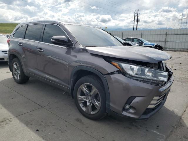 Photo 4 from auction – 2019 TOYOTA HIGHLANDER with VIN 5TDDZRFHXKS954019