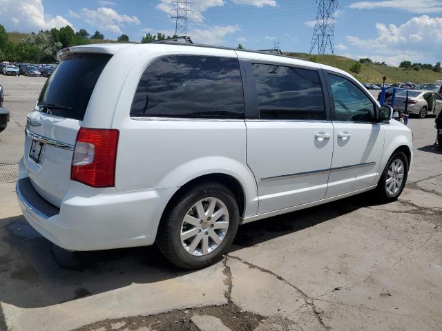 Photo 3 from auction – 2016 CHRYSLER TOWN & COU with VIN 2C4RC1BG6GR288489