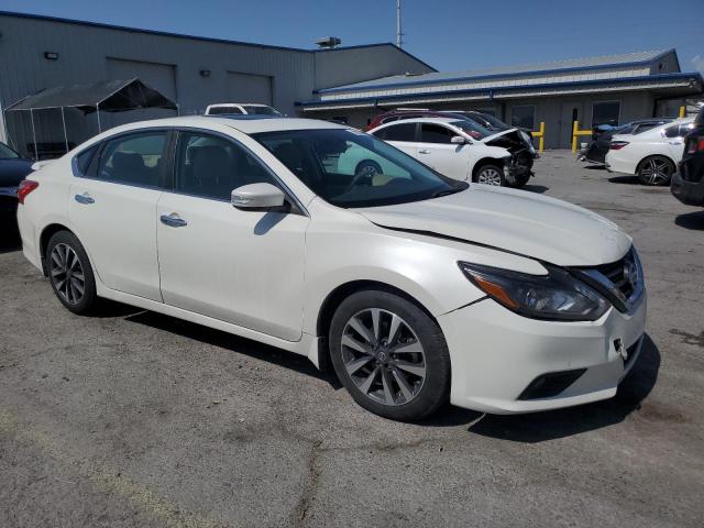 Photo 4 from auction – 2016 NISSAN ALTIMA 2.5 with VIN 1N4AL3AP6GC211131