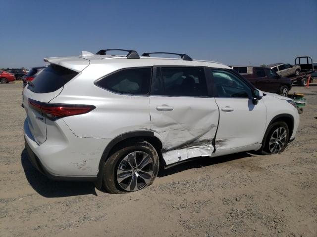Photo 3 from auction – 2023 TOYOTA HIGHLANDER with VIN 5TDKBRCH8PS134268