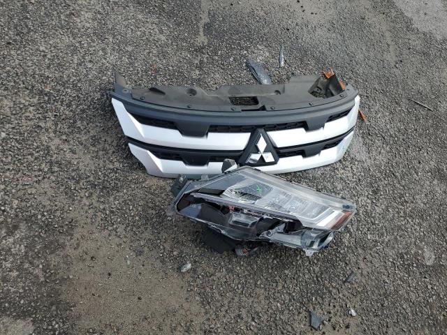 Photo 13 from auction – 2024 MITSUBISHI OUTLANDER with VIN JA4ARUAU5RU008436