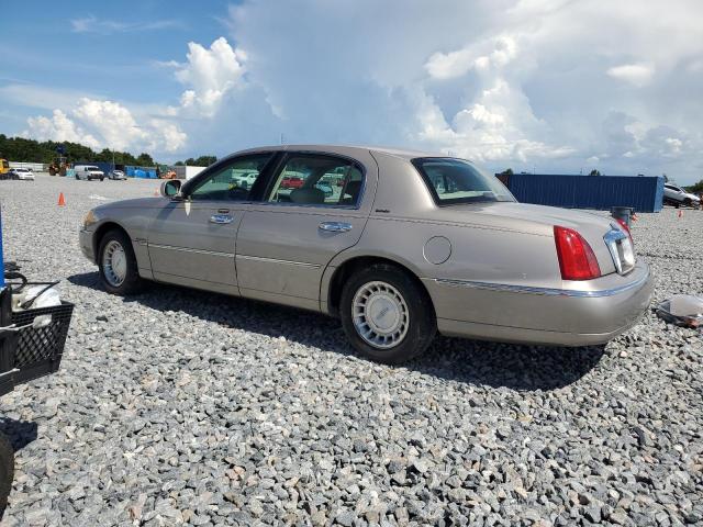 Photo 2 from auction – 2001 LINCOLN TOWN CAR E with VIN 1LNHM81W11Y669367