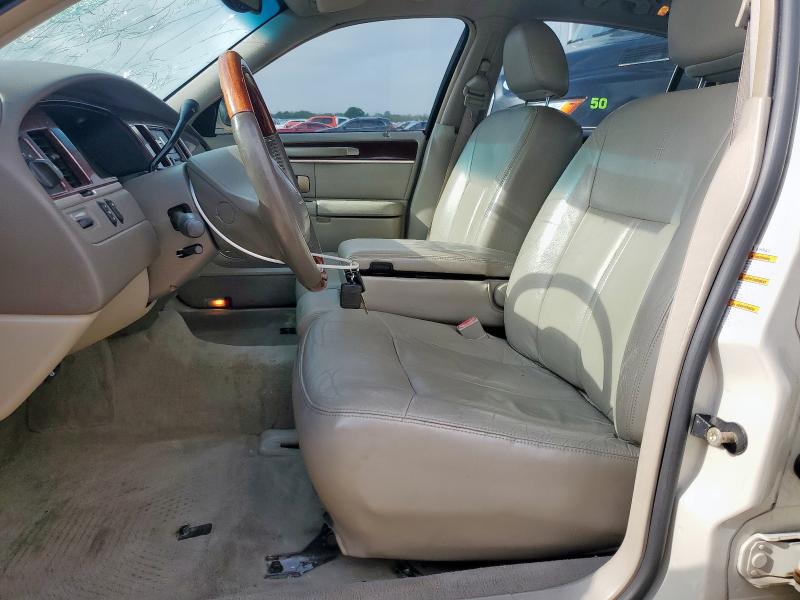 Photo 7 from auction – 2004 LINCOLN TOWN CAR U with VIN 1LNHM83W24Y660405