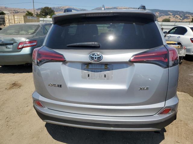 Photo 6 from auction – 2017 TOYOTA RAV4 XLE with VIN 2T3WFREV4HW393543