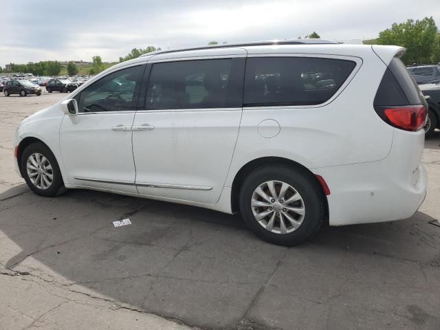 Photo 2 from auction – 2018 CHRYSLER PACIFICA T with VIN 2C4RC1EG0JR111049