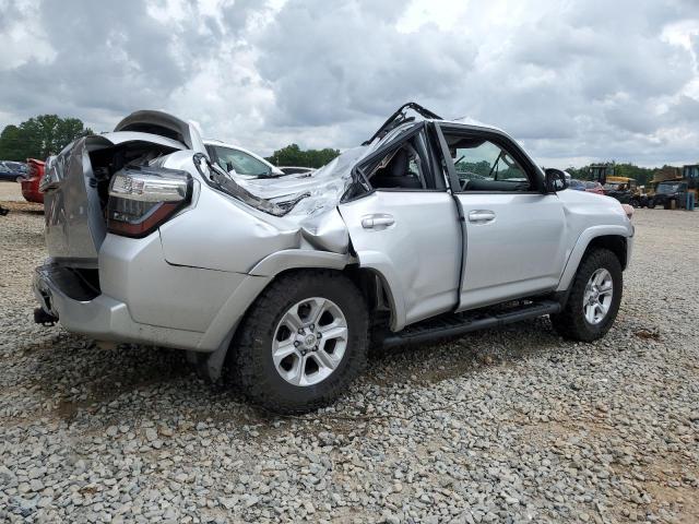 Photo 3 from auction – 2018 TOYOTA 4RUNNER SR with VIN JTEBU5JR1J5572301