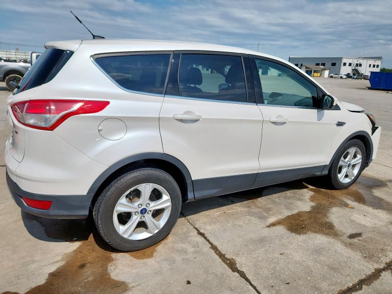 Photo 3 from auction – 2015 FORD ESCAPE SE with VIN 1FMCU0G77FUA22353