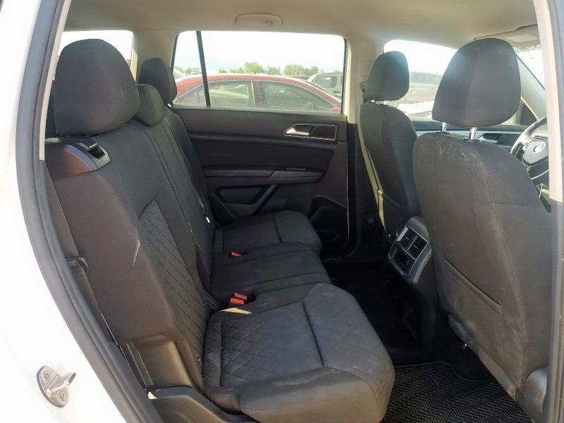 Photo 11 from auction – 2018 VOLKSWAGEN ATLAS S with VIN 1V2AP2CA8JC600960