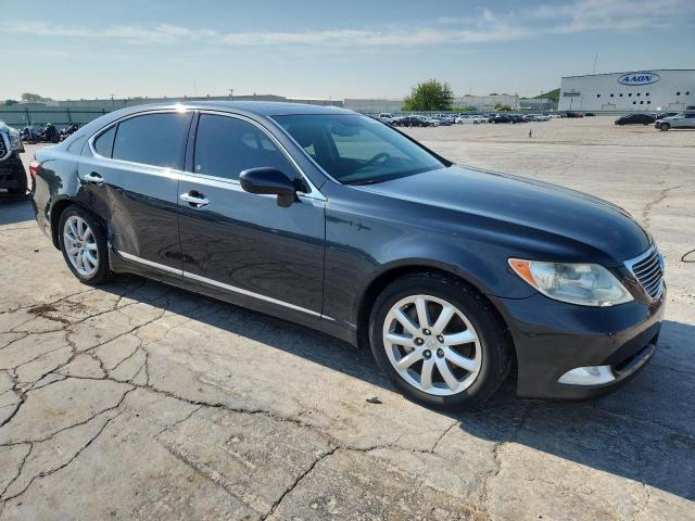 Photo 4 from auction – 2007 LEXUS LS with VIN JTHGL46F275005169