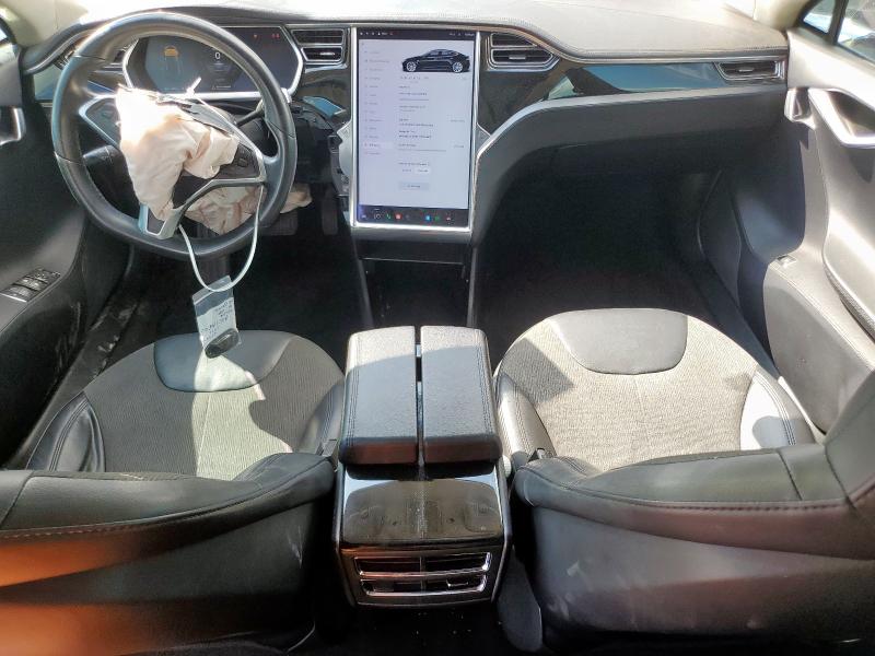 Photo 8 from auction – 2013 TESLA MODEL S with VIN 5YJSA1CG3DFP08318