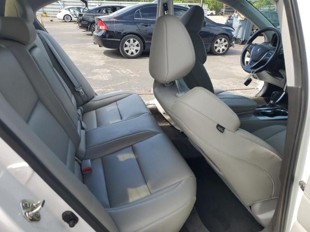 Photo 10 from auction – 2015 ACURA TLX with VIN 19UUB1F37FA025176