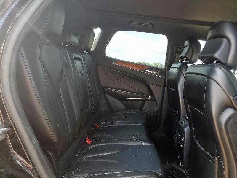 Photo 11 from auction – 2017 LINCOLN MKC RESERV with VIN 5LMCJ3D94HUL52306