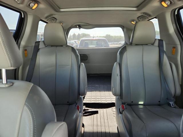 Photo 10 from auction – 2014 TOYOTA SIENNA XLE with VIN 5TDDK3DC4ES073507