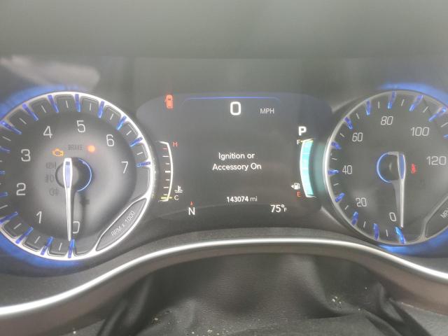 Photo 9 from auction – 2017 CHRYSLER PACIFICA T with VIN 2C4RC1EG2HR763617