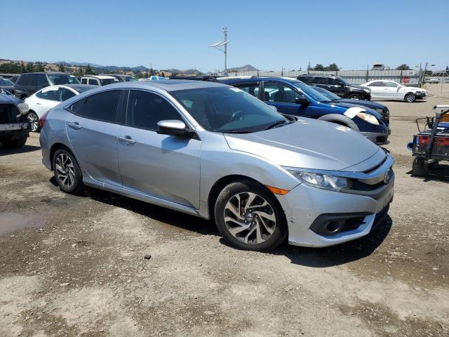 Photo 4 from auction – 2016 HONDA CIVIC EX with VIN 19XFC2F78GE247947
