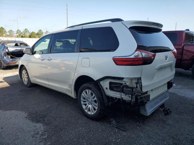 Photo 2 from auction – 2015 TOYOTA SIENNA XLE with VIN 5TDYK3DC0FS679812