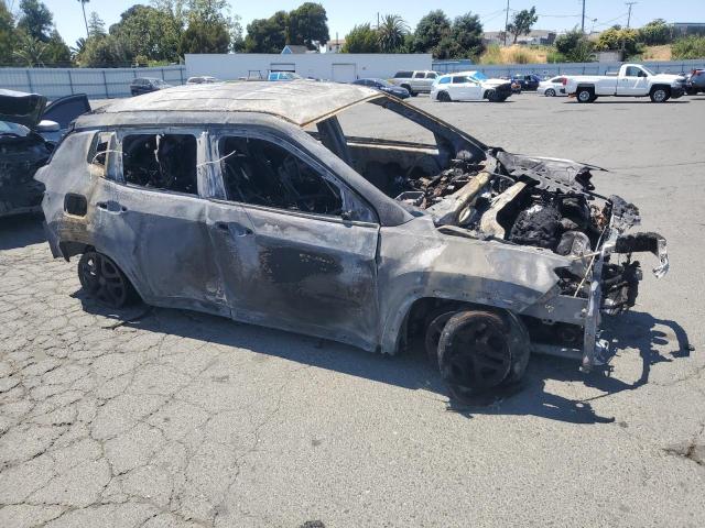 Photo 4 from auction – 2019 JEEP COMPASS with VIN 3C4NJCAB5KT727161