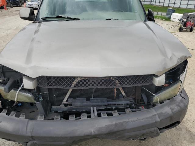 Photo 11 from auction – 2003 CHEVROLET AVALANCHE with VIN 3GNEC13T13G140204