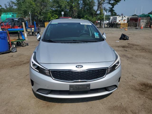 Photo 5 from auction – 2017 KIA FORTE LX with VIN KNAFK5A83H5670627