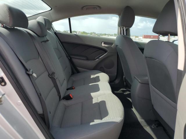 Photo 10 from auction – 2017 KIA FORTE LX with VIN 3KPFL4A78HE039457
