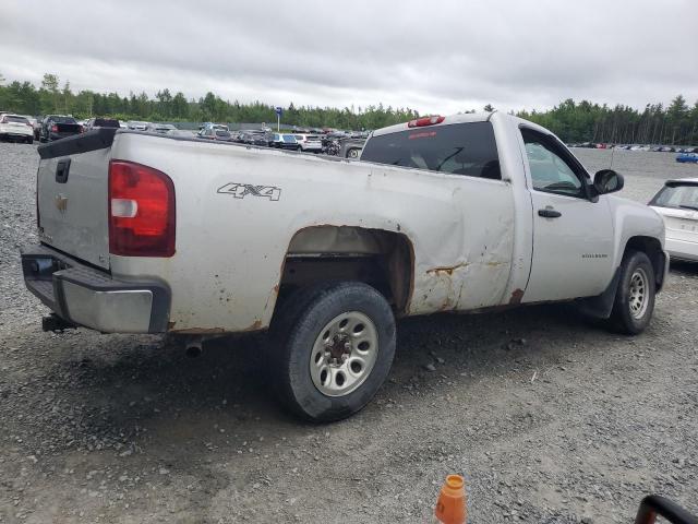 Photo 3 from auction – 2011 CHEVROLET SILVERADO with VIN 1GCNKREX0BZ357428