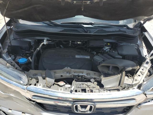 Photo 11 from auction – 2019 HONDA RIDGELINE with VIN 5FPYK2F20KB004773