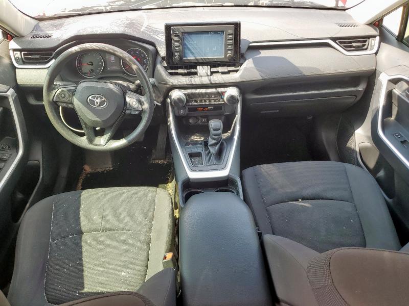 Photo 8 from auction – 2019 TOYOTA RAV4 LE with VIN JTMH1RFV1KD007252