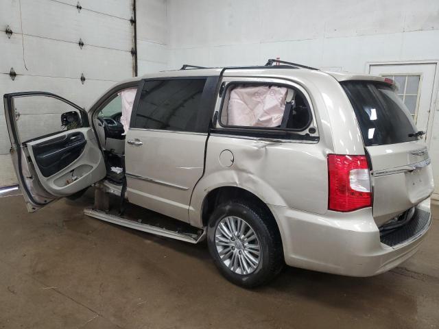Photo 2 from auction – 2016 CHRYSLER TOWN & COU with VIN 2C4RC1CG1GR304502