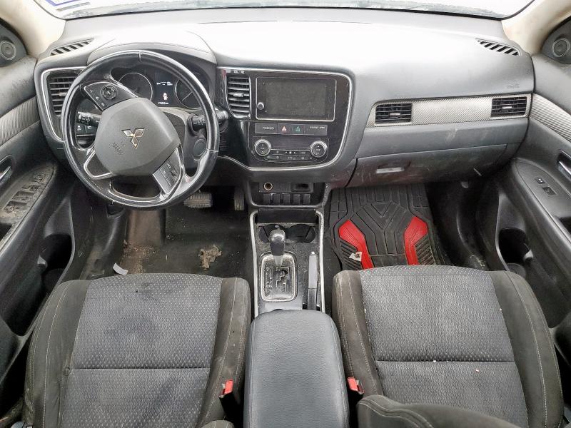 Photo 8 from auction – 2018 MITSUBISHI OUTLANDER SE with VIN JA4AD3A31JZ014712