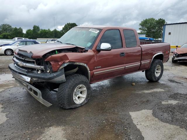 CHEVROLET SILVERADO 2000 with VIN 1GCEK19T8YZ107050 - Photo from auction
