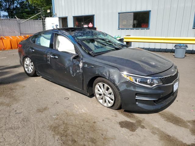 Photo 4 from auction – 2016 KIA OPTIMA EX with VIN 5XXGU4L37GG008721