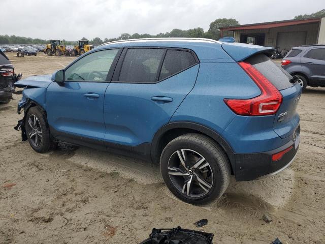 Photo 2 from auction – 2023 VOLVO XC40 CORE with VIN YV4L12UKXP2054886