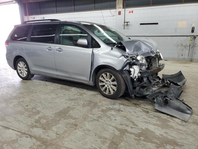Photo 4 from auction – 2014 TOYOTA SIENNA LE with VIN 5TDJK3DC2ES080491