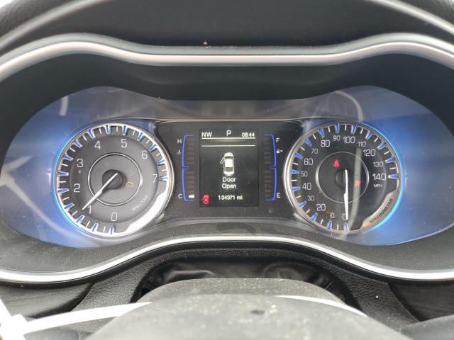 Photo 9 from auction – 2015 CHRYSLER 200 LIMITE with VIN 1C3CCCABXFN670810
