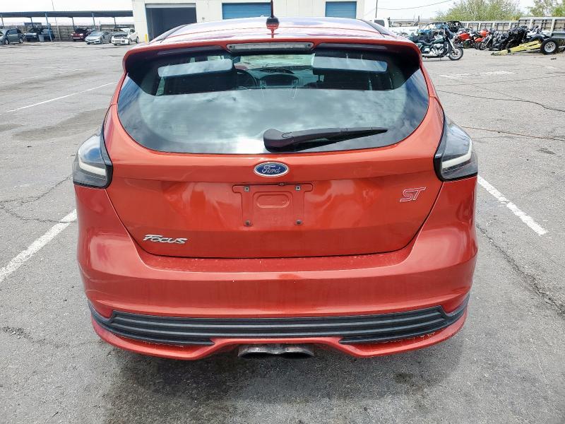 Photo 6 from auction – 2018 FORD FOCUS ST with VIN 1FADP3L93JL331945