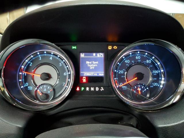 Photo 9 from auction – 2011 CHRYSLER TOWN & COU with VIN 2A4RR8DG6BR746104