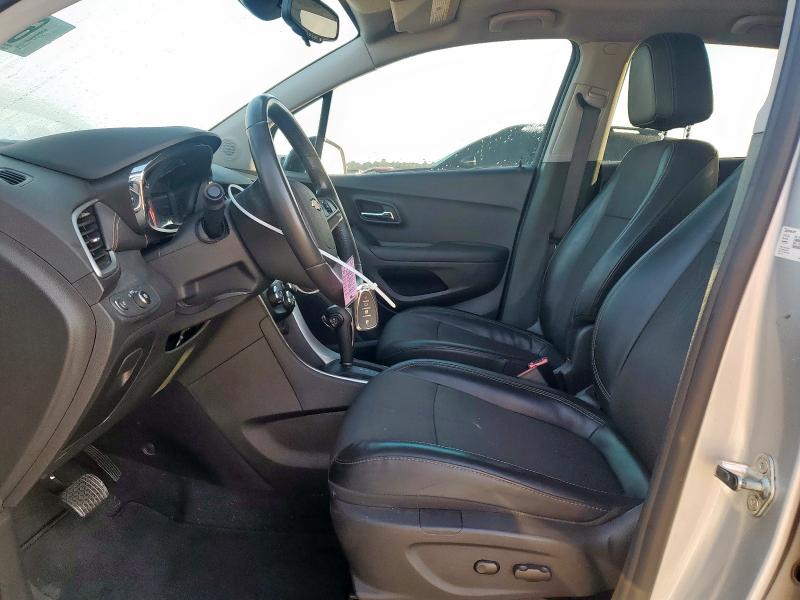 Photo 7 from auction – 2020 CHEVROLET TRAX 1LT with VIN 3GNCJLSB5LL198843