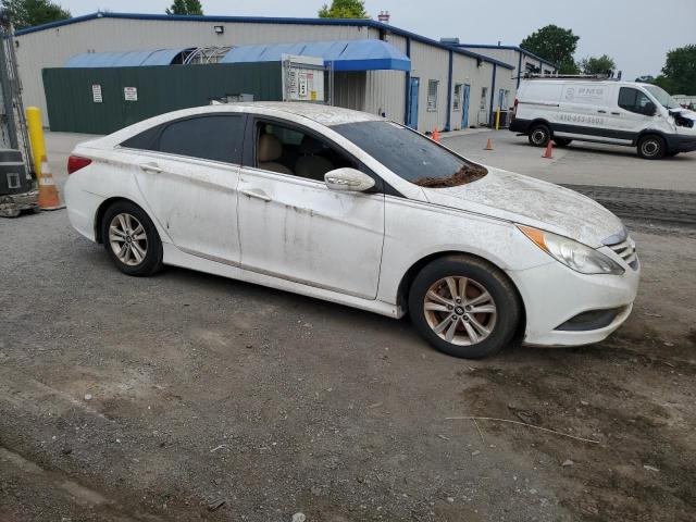 Photo 4 from auction – 2014 HYUNDAI SONATA GLS with VIN 5NPEB4AC9EH845729