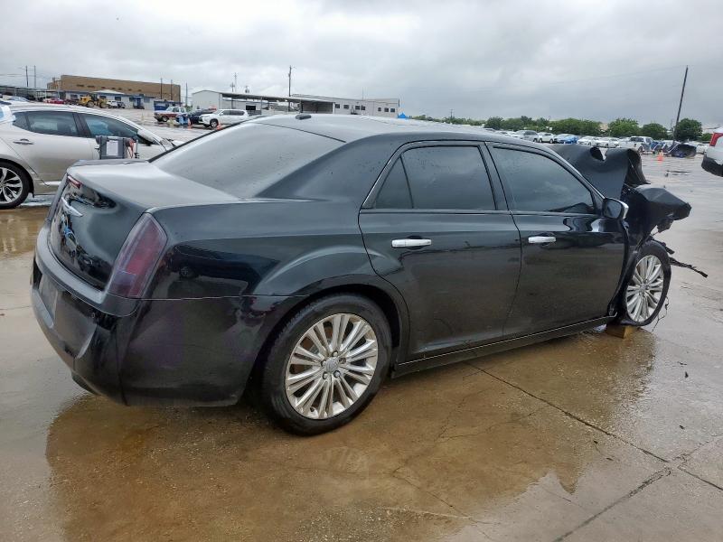 Photo 3 from auction – 2013 CHRYSLER 300C LUXUR with VIN 2C3CCAST6DH565893