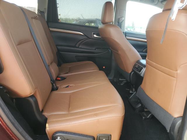 Photo 11 from auction – 2017 TOYOTA HIGHLANDER with VIN 5TDDZRFH8HS400888